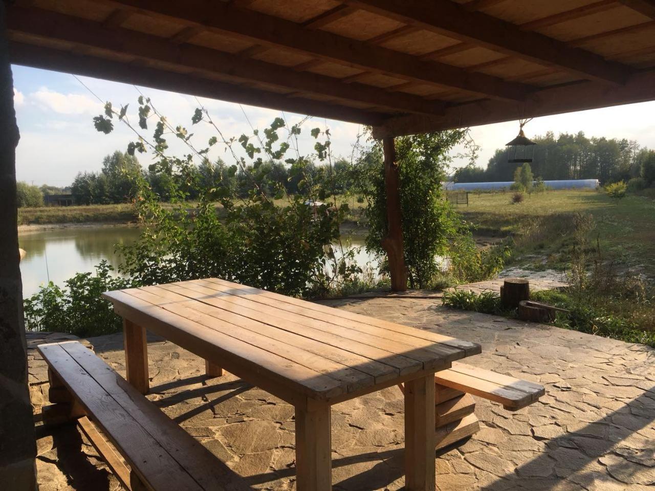 Диброва Dibrova  Exteriör bild